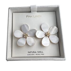 Pink Linen Pierced Earrings Gold Tone Natural Shell Flowers White NIB New